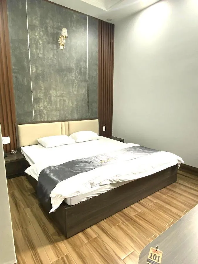 Oyo 1178 Chau Anh Motel Da Nang 2*,